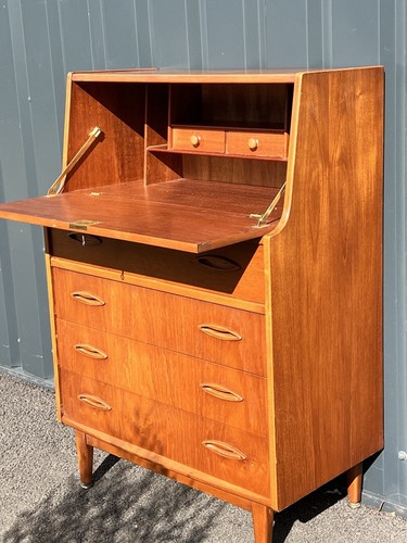 Jentiqe mid century sideboard